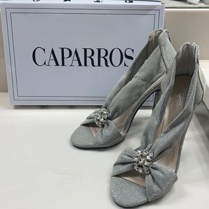 Caparros Women Gray Shimmer Pumps